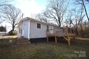 2823 Jt Posse Dr, Claremont, NC 28610 - Photo 4