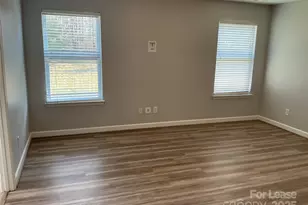 5830 Langwell Ln, Charlotte, NC 28278 - Photo 14