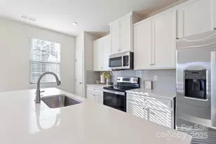 2016 Tupelo Grv Ln, Gastonia, NC 28054 - Photo 12