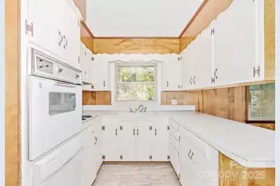 1303 Hunt Street, Shelby, NC 28152 - Photo 4