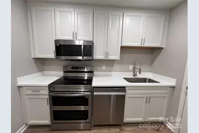 4739 Hedgemore Drive #T, Charlotte, NC 28209 - Photo 2