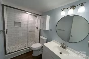 4739 Hedgemore Dr, Charlotte, NC 28209 - Photo 12