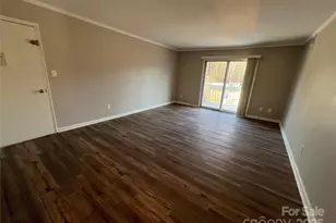 4739 Hedgemore Dr, Charlotte, NC 28209 - Photo 6