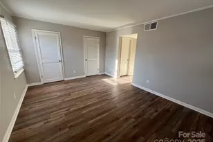 4739 Hedgemore Dr, Charlotte, NC 28209 - Photo 8