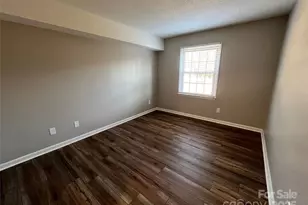 4739 Hedgemore Dr, Charlotte, NC 28209 - Photo 16