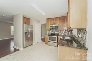 3013 Secret Garden Ct, Indian Trail, NC 28079 - Photo 4