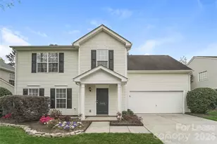 3013 Secret Garden Ct, Indian Trail, NC 28079 - Photo 2