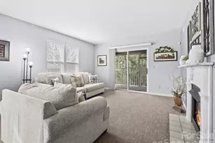 1002 Deermouse Way, Hendersonville, NC 28792 - Photo 2