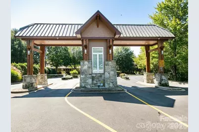 1002 Deermouse Way, Hendersonville, NC 28792 - Photo 32