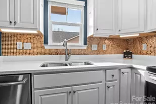 1002 Deermouse Way, Hendersonville, NC 28792 - Photo 14