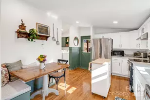 213 Sandy Creek Ct, Hendersonville, NC 28792 - Photo 10