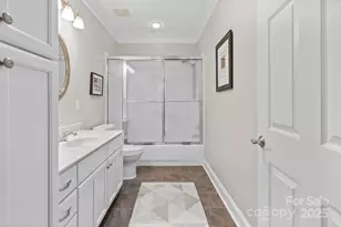 2904 Autumn Harvest Ln, Charlotte, NC 28269 - Photo 26