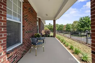 2904 Autumn Harvest Ln, Charlotte, NC 28269 - Photo 30