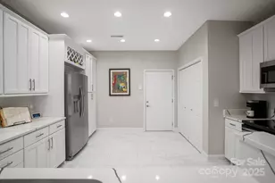 2904 Autumn Harvest Ln, Charlotte, NC 28269 - Photo 14