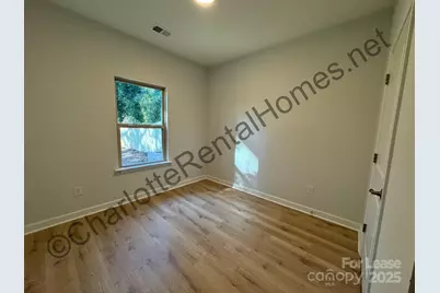 505 W Norment Avenue, Gastonia, NC 28052 - Photo 8