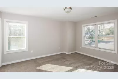 335 Todd Road, Charlotte, NC 28208 - Photo 6