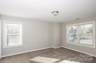 335 Todd Rd, Charlotte, NC 28208 - Photo 6