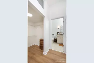 414 New Bern Station Court, Charlotte, NC 28209 - Photo 16