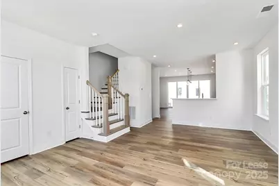 7118 Westrow Avenue, Charlotte, NC 28278 - Photo 4