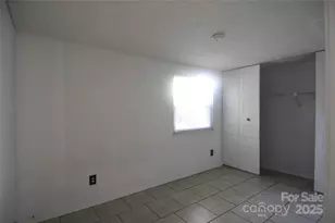 9432-D Lexington Circle, Charlotte, NC 28213 - Photo 10