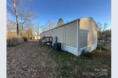 200 Rolling Oaks Drive, Hendersonville, NC 28791 - Photo 14