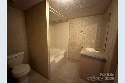 200 Rolling Oaks Drive, Hendersonville, NC 28791 - Photo 10