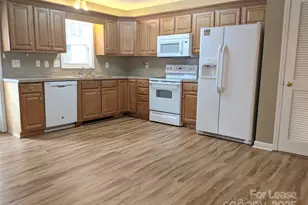 140 Locomotive Ln, Mooresville, NC 28115 - Photo 6