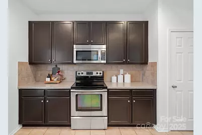 14136 Holly Springs Drive, Huntersville, NC 28078 - Photo 8