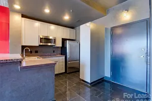 710 W Trade St, Charlotte, NC 28202 - Photo 4