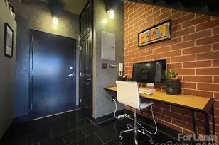 710 W Trade St, Charlotte, NC 28202 - Photo 38