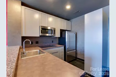 710 W Trade Street #312, Charlotte, NC 28202 - Photo 6