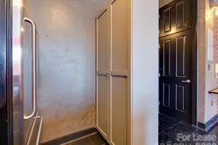 710 W Trade St, Charlotte, NC 28202 - Photo 6