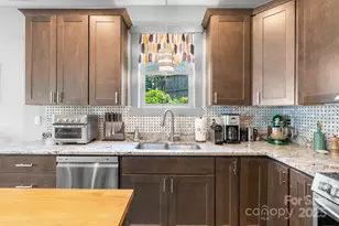 37 Bryant St, Asheville, NC 28806 - Photo 8