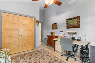 37 Bryant St, Asheville, NC 28806 - Photo 14