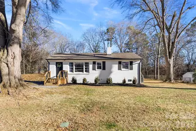 652 Dallas Spencer Mountain Road, Dallas, NC 28034 - Photo 2