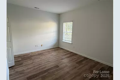 7041 Somerset Springs Drive, Charlotte, NC 28262 - Photo 8