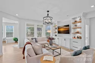 2253 Masons Bend Dr, Fort Mill, SC 29708 - Photo 4