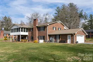 774 Crooked Creek Rd, Hendersonville, NC 28739 - Photo 44