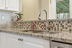 12103 Saddle Pace Ln, Charlotte, NC 28269 - Photo 20