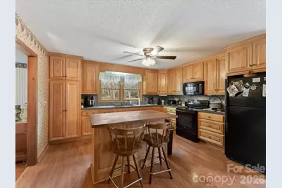 10803 Chestnut Hill Drive, Matthews, NC 28105 - Photo 10