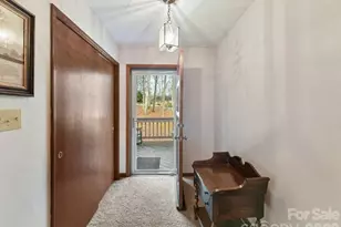 10803 Chestnut Hill Dr, Matthews, NC 28105 - Photo 4