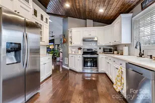 615 Hoke St, Lincolnton, NC 28092 - Photo 6