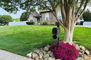 215 Thompson Ct, Indian Trail, NC 28079 - Photo 6