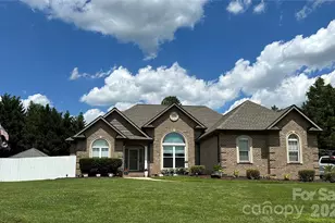 215 Thompson Ct, Indian Trail, NC 28079 - Photo 2