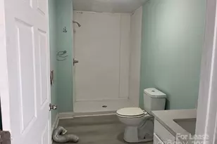 4241 Plato Cir, Charlotte, NC 28208 - Photo 6