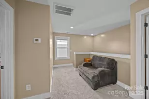 701 3rd St SE, Conover, NC 28613 - Photo 12