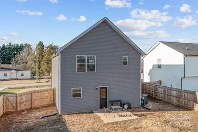 701 3rd Street SE, Conover, NC 28613 - Photo 20