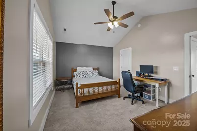 701 3rd Street SE, Conover, NC 28613 - Photo 14