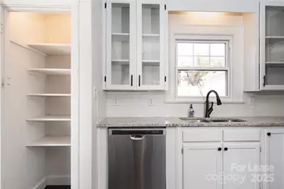 815 E Front Street, Statesville, NC 28677 - Photo 8