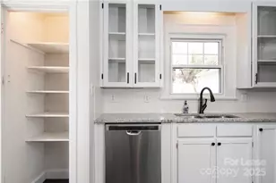 815 E Front St, Statesville, NC 28677 - Photo 8